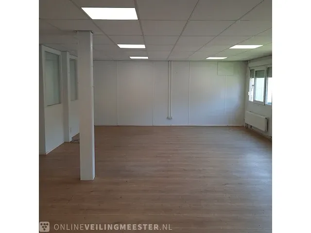 Kantoorunit, geschakeld 6 delig, totale oppervlakte ca. 189m2, afmeting ca. 10.5x18 meter - afbeelding 18 van  54