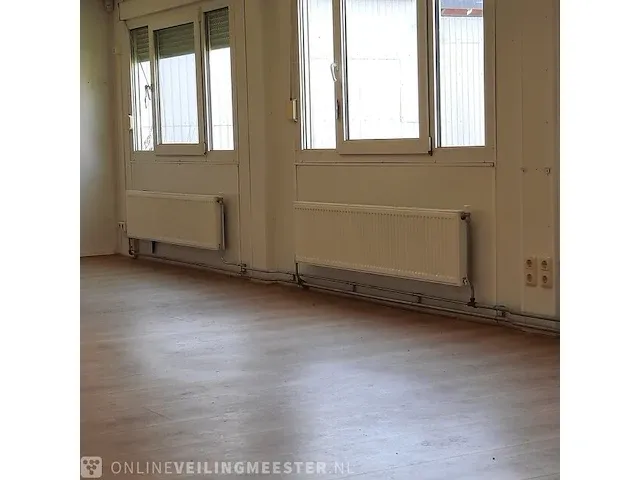 Kantoorunit, geschakeld 6 delig, totale oppervlakte ca. 189m2, afmeting ca. 10.5x18 meter - afbeelding 43 van  54