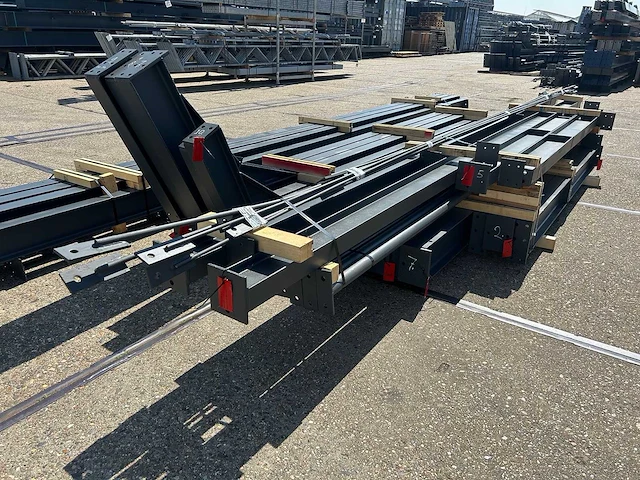 Kapschuur - staalconstructie 10.50 x 20.00 meter (210m2) - afbeelding 8 van  11