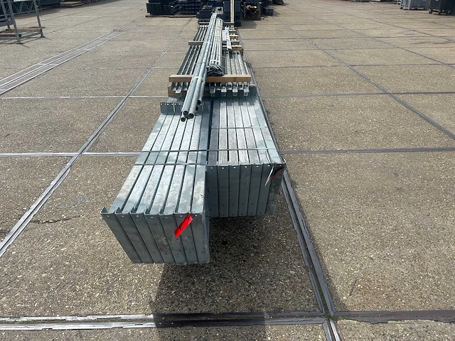 Kapschuur - staalconstructie 12.80 x 24.00 meter (307m2) - afbeelding 3 van  9