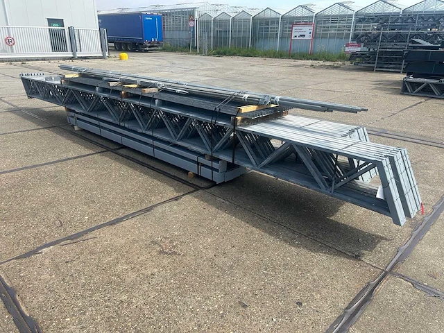Kapschuur - staalconstructie 12.80 x 28.00 meter (358m2) - afbeelding 6 van  11