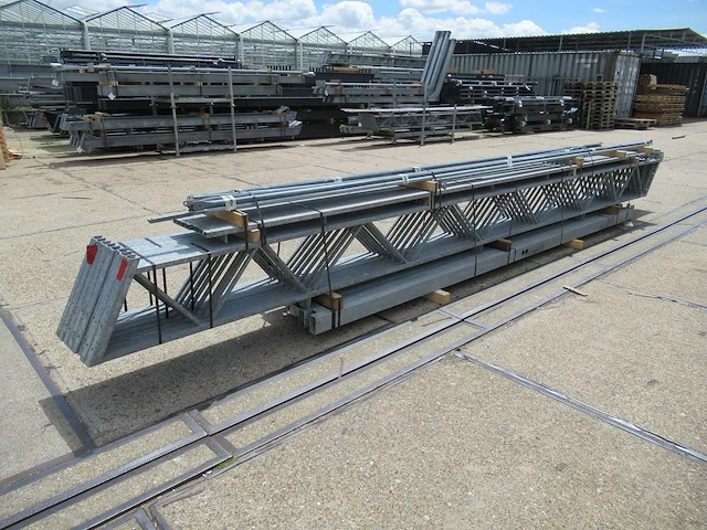 Kapschuur - staalconstructie 12.95 x 12.00 meter (155m2) - afbeelding 2 van  9
