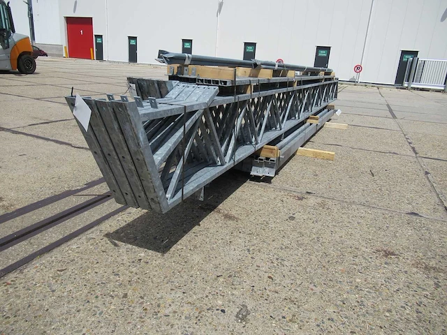 Kapschuur - staalconstructie 12.95 x 12.00 meter (155m2) - afbeelding 3 van  9