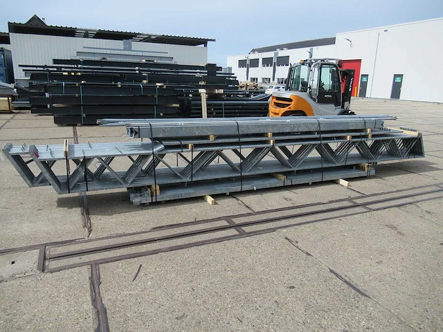 Kapschuur - staalconstructie 12.95 x 20.00 meter (259m2) - afbeelding 9 van  10