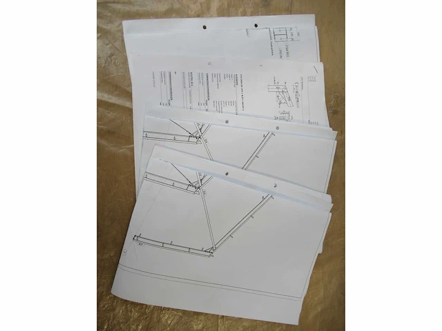 Kapschuur - staalconstructie 15 x 20 meter (300m2) - afbeelding 10 van  18