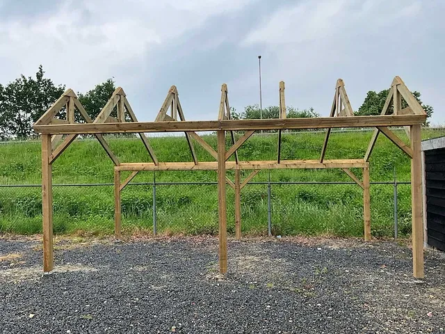 Kapschuur constructie 900x300x322 cm - afbeelding 3 van  8
