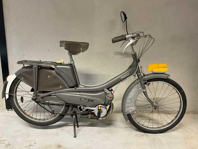 Kaptein mobylette oldtimer brommer - afbeelding 6 van  24