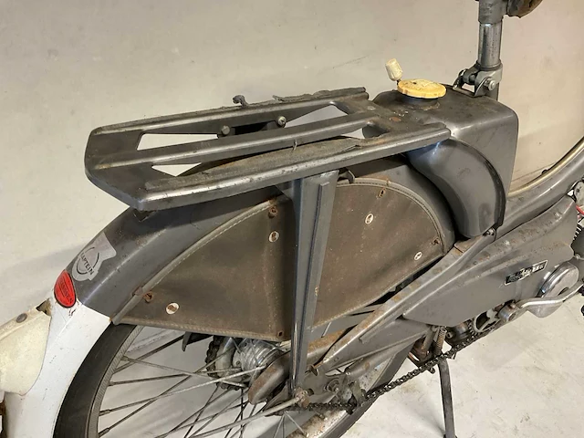 Kaptein mobylette oldtimer brommer - afbeelding 9 van  24