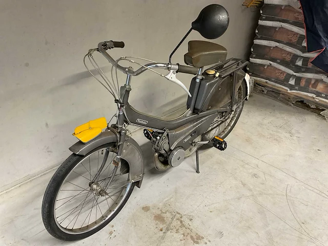 Kaptein mobylette oldtimer brommer - afbeelding 12 van  24