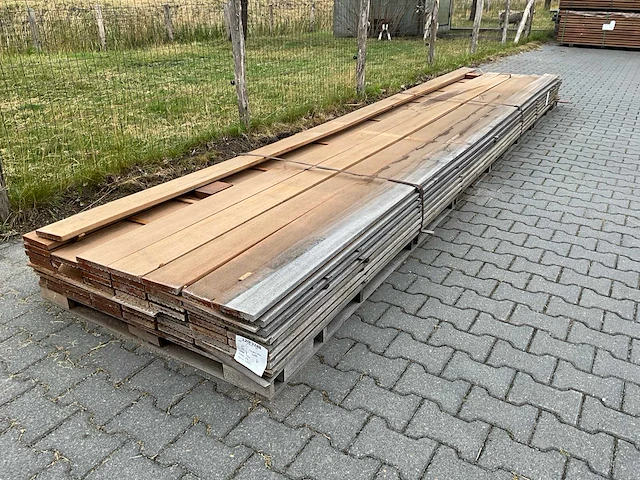 Kapur hardhout vlonderplank (5200x145x21mm) (50x) - afbeelding 1 van  4