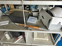 Kar met horeca benodigdheden - afbeelding 6 van  6