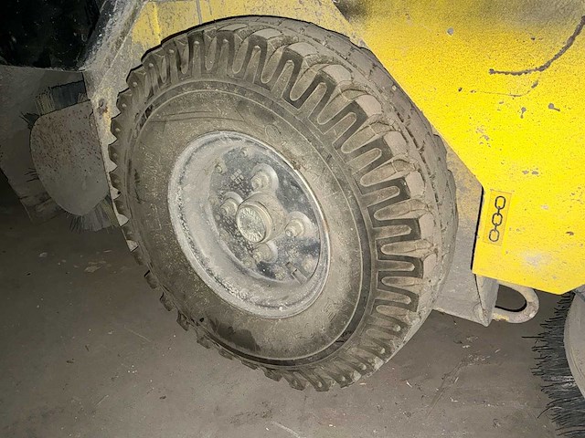 Kärcher - 2003 - kmr 1700-b lpg - zelfrijdende veegmachine - afbeelding 2 van  14