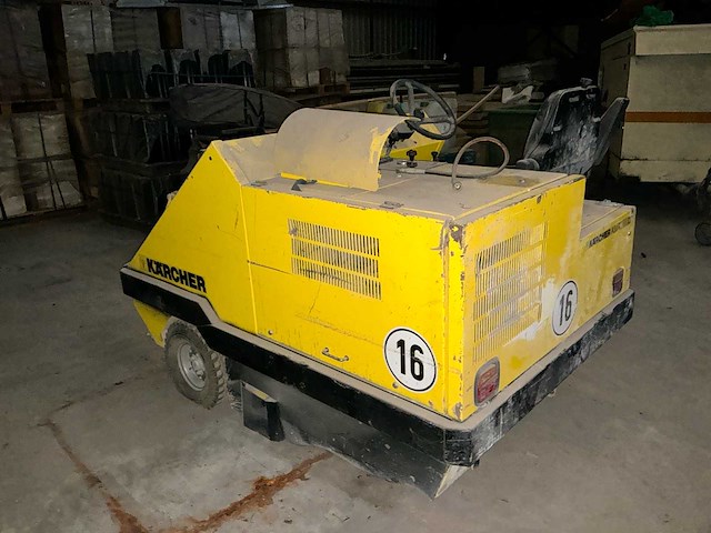 Kärcher - 2003 - kmr 1700-b lpg - zelfrijdende veegmachine - afbeelding 9 van  14