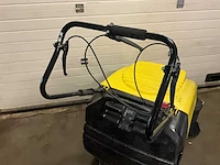 Karcher 750 ksm zelfrijdende veegmachine - afbeelding 5 van  9