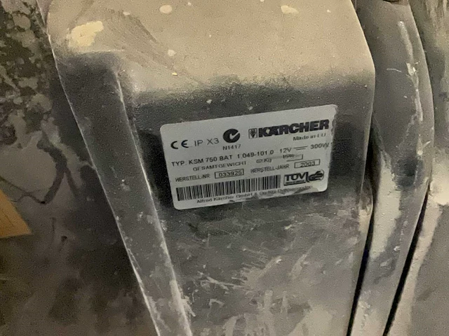 Karcher 750 ksm zelfrijdende veegmachine - afbeelding 9 van  9