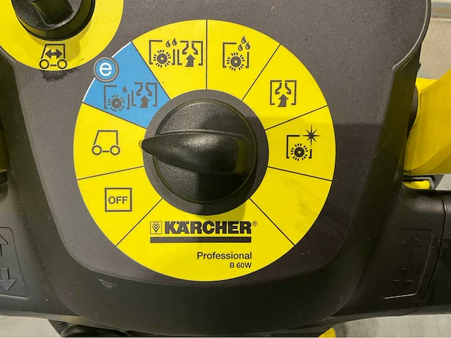 Karcher b 60 w bp zelfrijdende schrobmachine - afbeelding 13 van  14