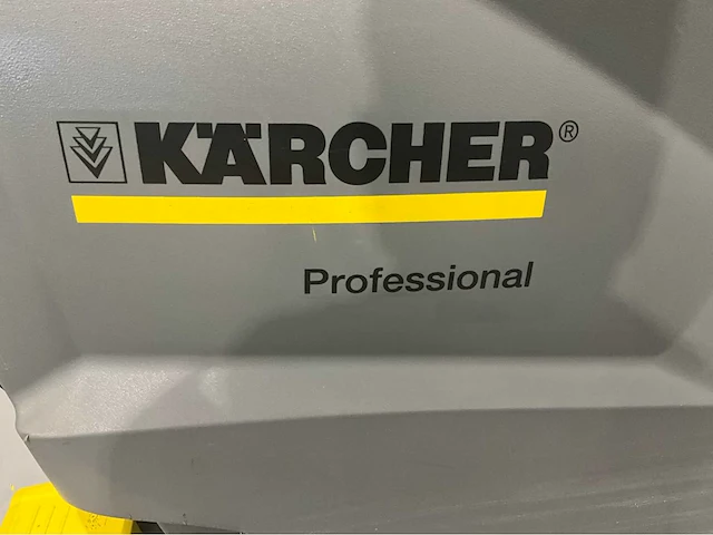 Karcher b 60 w bp zelfrijdende schrobmachine - afbeelding 3 van  12
