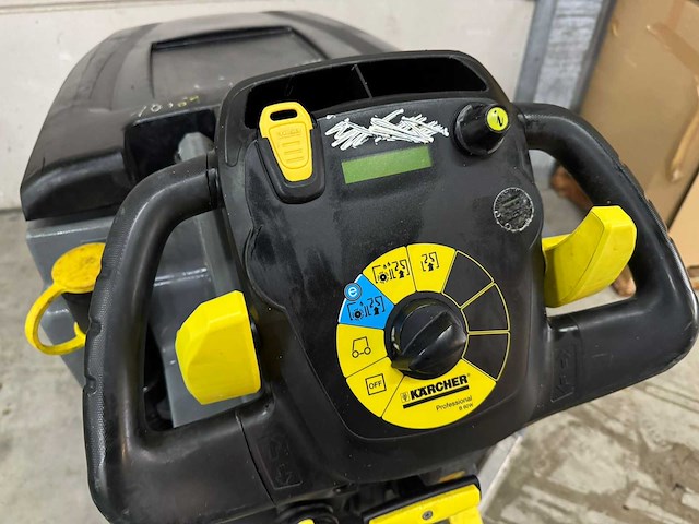 Karcher b 60 w bp zelfrijdende schrobmachine - afbeelding 2 van  15