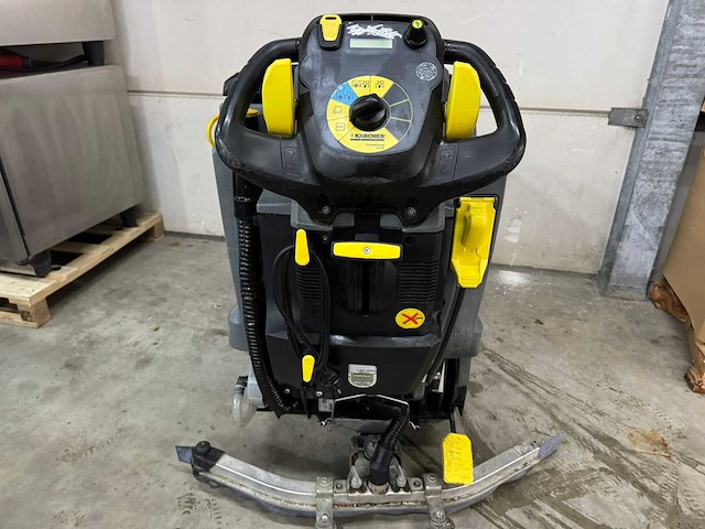Karcher b 60 w bp zelfrijdende schrobmachine - afbeelding 14 van  15