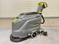Karcher bd 43/25 c bp pack zelfrijdende schrobmachine