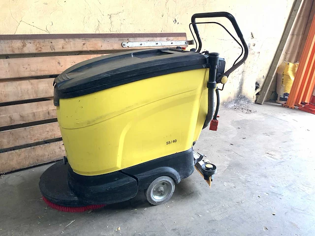 Kärcher bd 55/40 w zelfrijdende schrobmachine - afbeelding 1 van  6