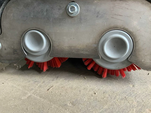 Kärcher br 40/25 c zelfrijdende schrob- zuigmachine - afbeelding 10 van  10
