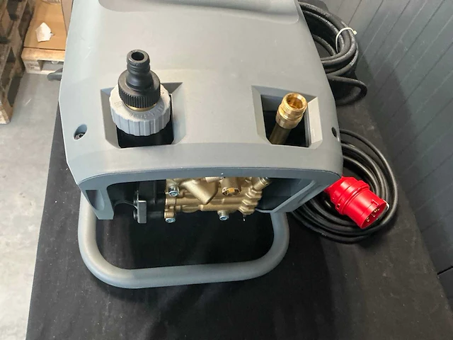 Kärcher hd 7/17 m portable professionele hogedrukreiniger - afbeelding 10 van  10