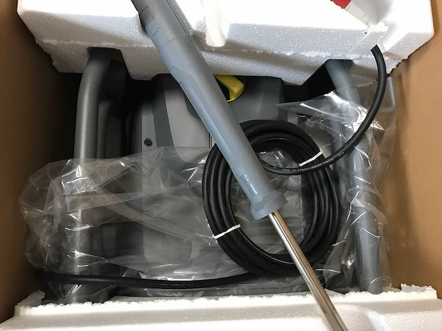 Karcher hd8/18-4m ca professionele hogedrukreiniger - afbeelding 4 van  5