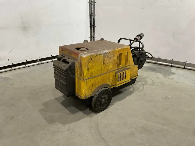 Kärcher hds800l hogedrukreiniger - afbeelding 2 van  8