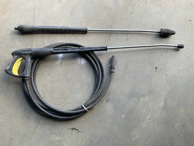 Karcher hogedrukreiniger spuitpistool - afbeelding 1 van  3