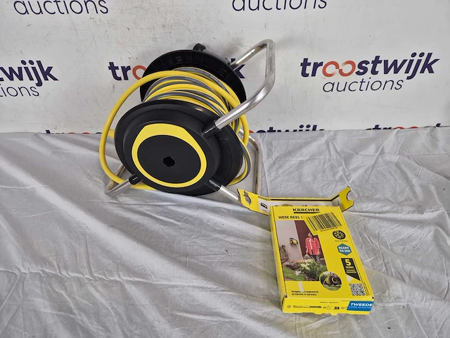 Kärcher hr 3.20 set slanghaspel - incl. 20 m primoflex tuinslang - slangcapaciteit (m) 40 (1/2") / 30 (5/8") / 25 (3/4") - compact - incl primoflex tuinslang - afbeelding 2 van  2