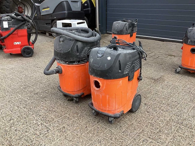 Kärcher industriële stofzuiger (2x) - afbeelding 1 van  6