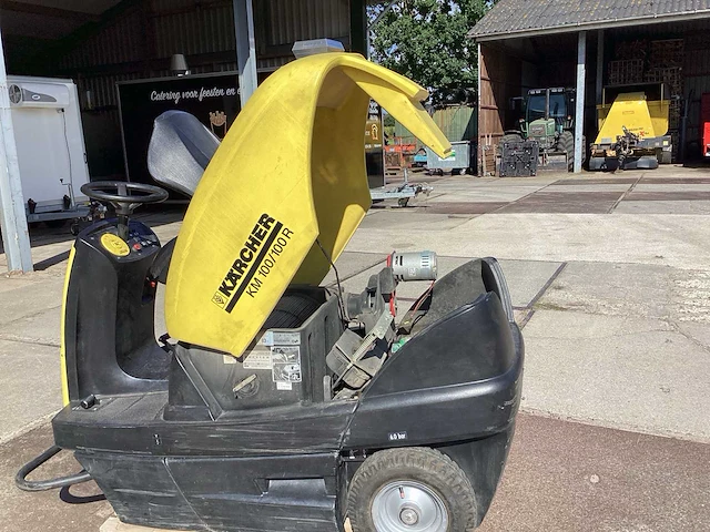 Kärcher km 100/100 r zelfrijdende veegmachine - afbeelding 15 van  15