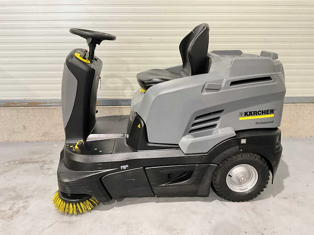 Karcher km 90/60 r bp opzit veeg/zuigmachine dubbele borstels - afbeelding 9 van  16