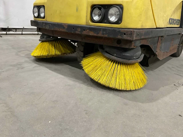 Kärcher kmr 1250 veegmachine - afbeelding 8 van  16