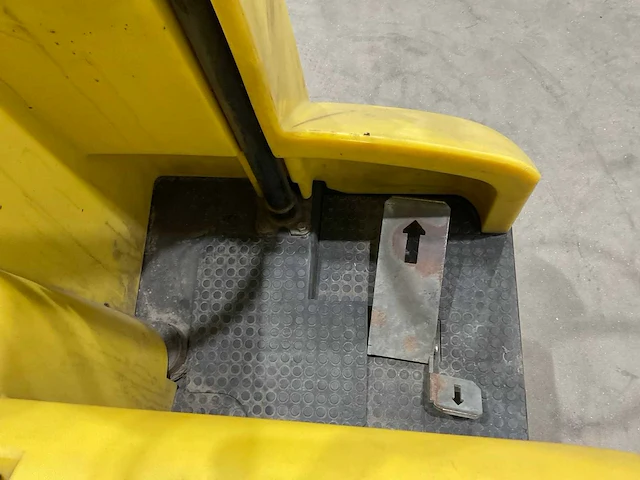 Kärcher kmr 1250 veegmachine - afbeelding 16 van  16