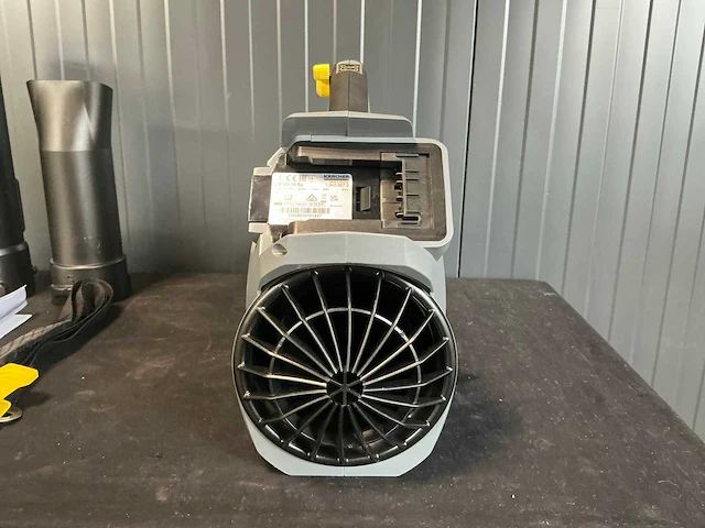 Kärcher lb 930/36 bp professionele bladblazer - afbeelding 5 van  10