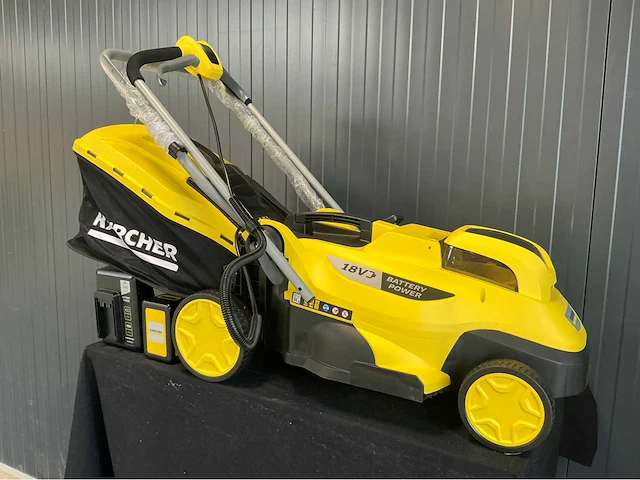 Kärcher lmo 18-36 battery pack grasmaaier - afbeelding 7 van  12