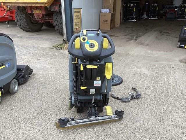 Kärcher professional b 40w vloerreiniger - afbeelding 4 van  8
