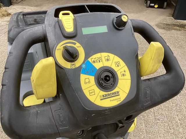 Kärcher professional b 40w vloerreiniger - afbeelding 6 van  8