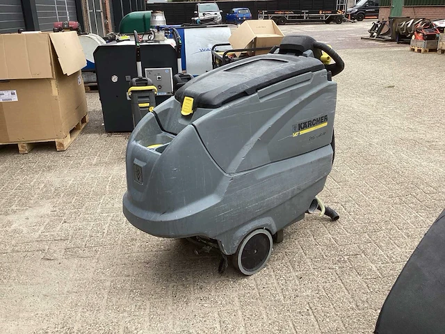 Kärcher professional b 80w vloerreiniger - afbeelding 1 van  9