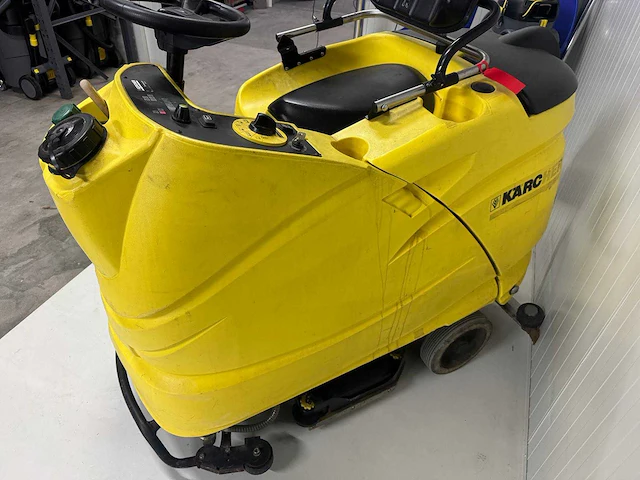 Kärcher professional b140r vloerreiniger - afbeelding 9 van  15