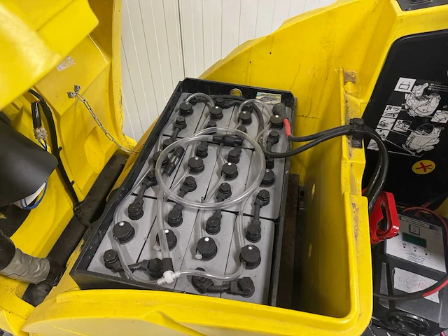 Kärcher professional b140r vloerreiniger - afbeelding 15 van  15