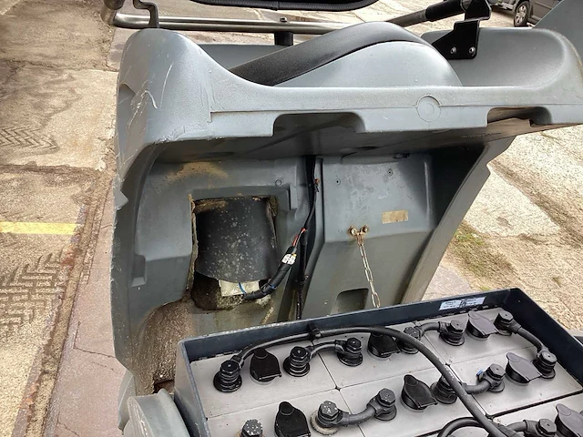 Kärcher professional b140r vloerreiniger - afbeelding 4 van  12