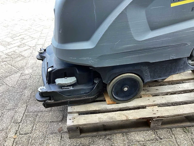 Kärcher professional b60w vloerreiniger - afbeelding 6 van  9
