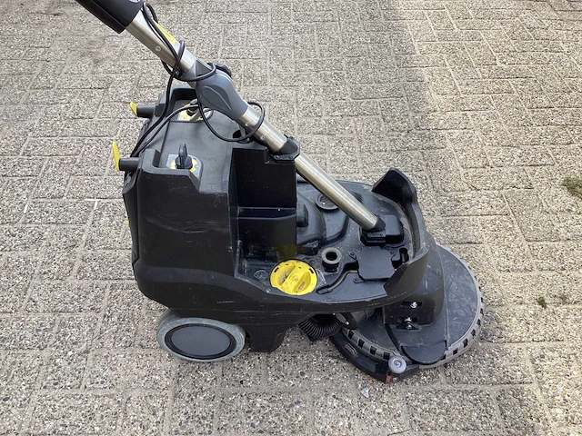 Kärcher professional bd 38/12 c vloerreiniger - afbeelding 7 van  8