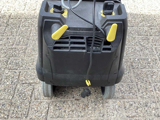 Kärcher professional bd 38/12 c vloerreiniger - afbeelding 8 van  8