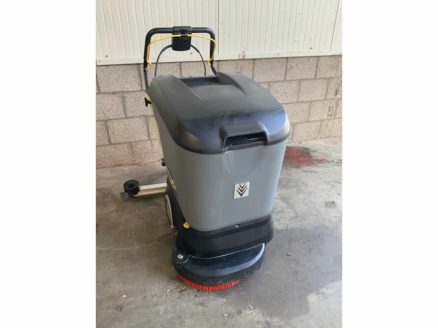 Kärcher professional bd 40/25 c zelfrijdende schrobmachine - afbeelding 4 van  15