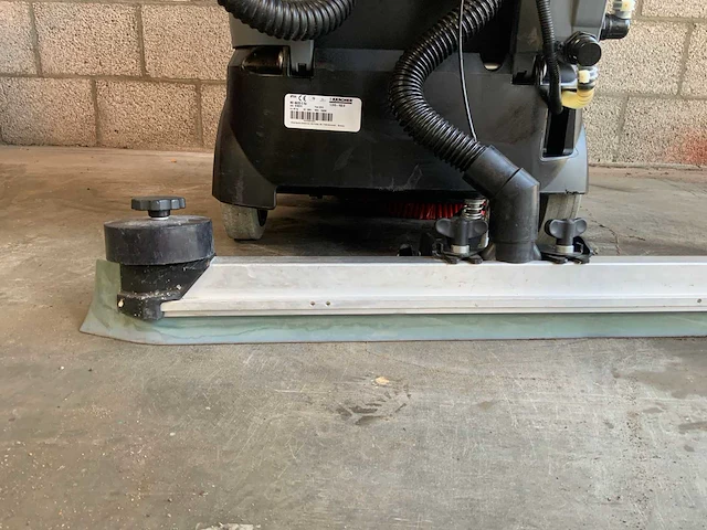 Kärcher professional bd 40/25 c zelfrijdende schrobmachine - afbeelding 13 van  15