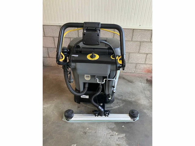 Kärcher professional bd 40/25 c zelfrijdende schrobmachine - afbeelding 15 van  15